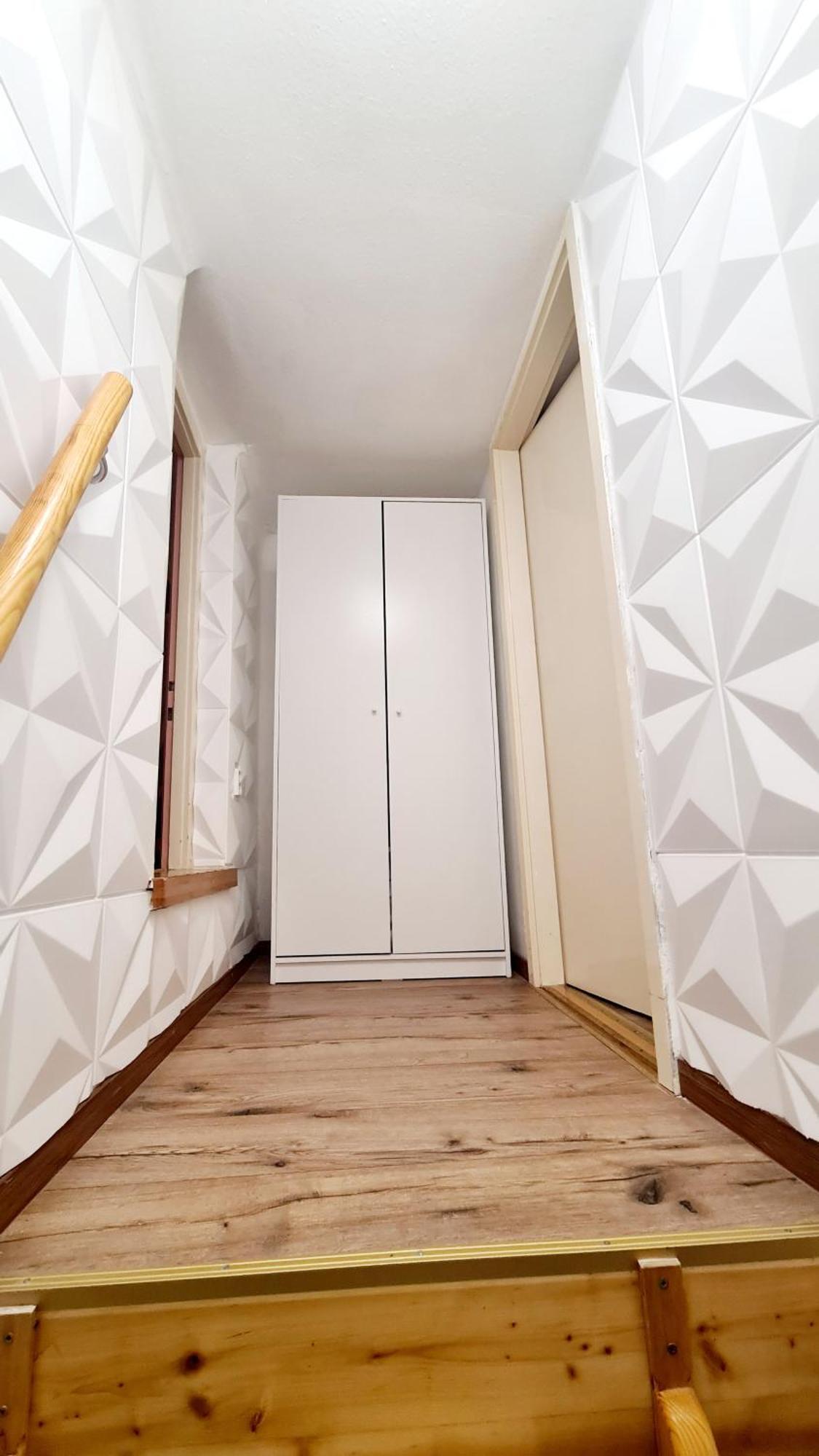 2 Separate Bedrooms And Living Fully Equipped With Ac Budapest